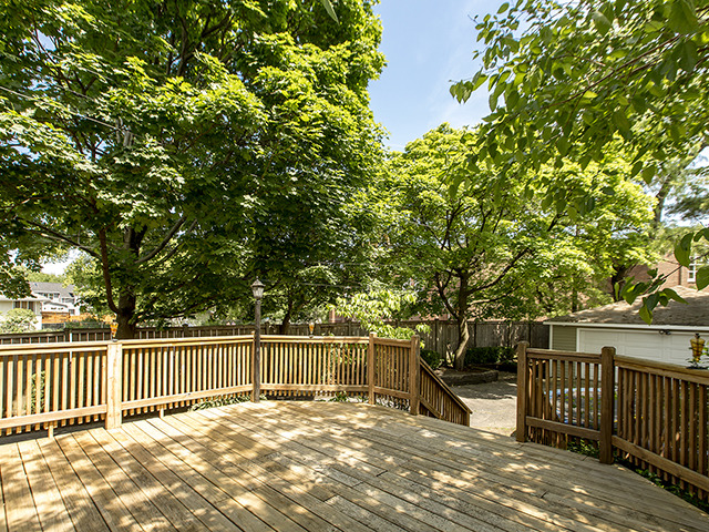 429 Loudon Rd, Riverside, IL 60546 photo 17