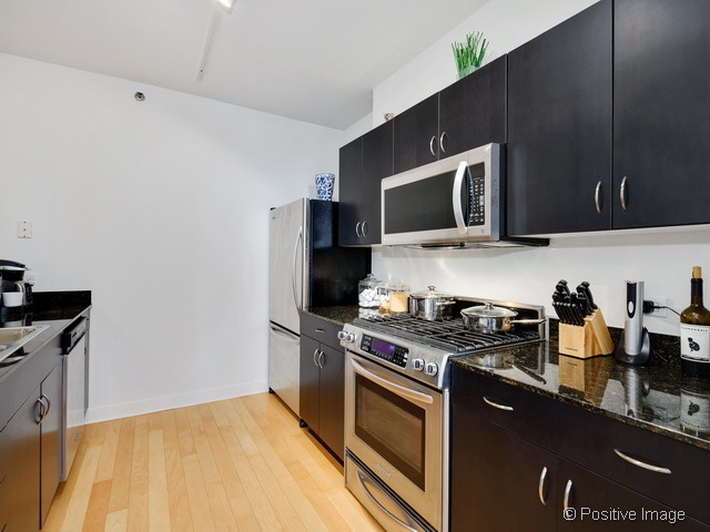 8 E Randolph St #2402, Chicago, IL 60601 photo 9