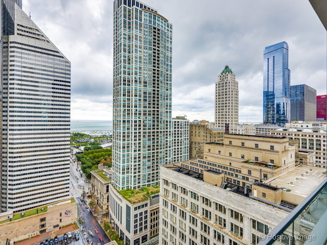 8 E Randolph St #2402, Chicago, IL 60601 photo 18