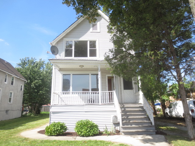 1970 Pine St, Des Plaines, IL 60018 photo 1
