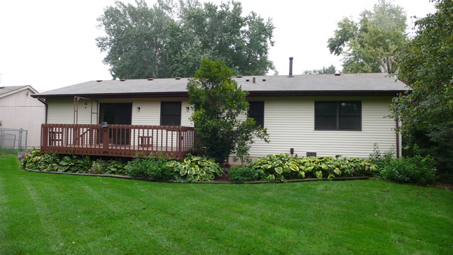 4516 Willow Ln, Mchenry, IL 60050 photo 3