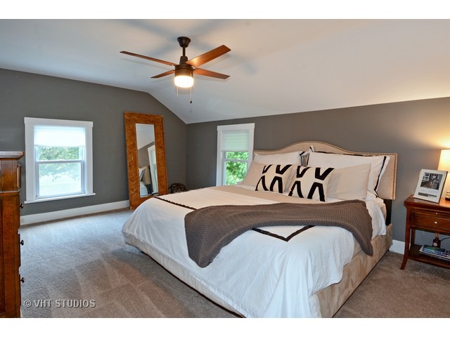 104 E Jackson St, Oswego, IL 60543 photo 9