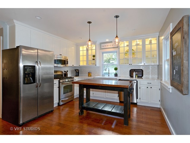 104 E Jackson St, Oswego, IL 60543 photo 4