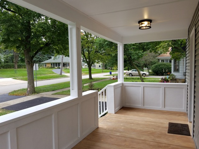 621 S Wheaton Ave, Wheaton, IL 60187 photo 2