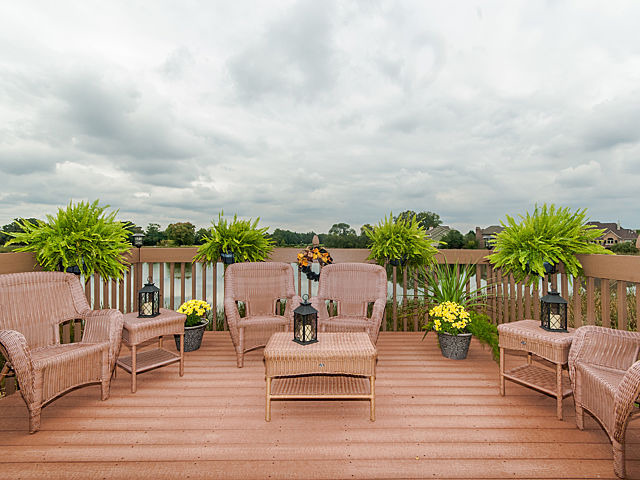 13807 Steeples Rd, Lemont, IL 60439 photo 2