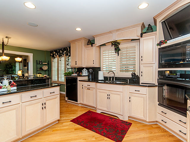 13807 Steeples Rd, Lemont, IL 60439 photo 9