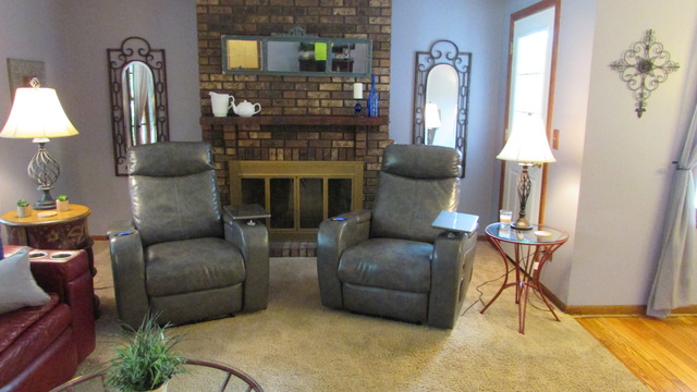38 W690 Bittersweet Ln, Elgin, IL 60124 photo 11
