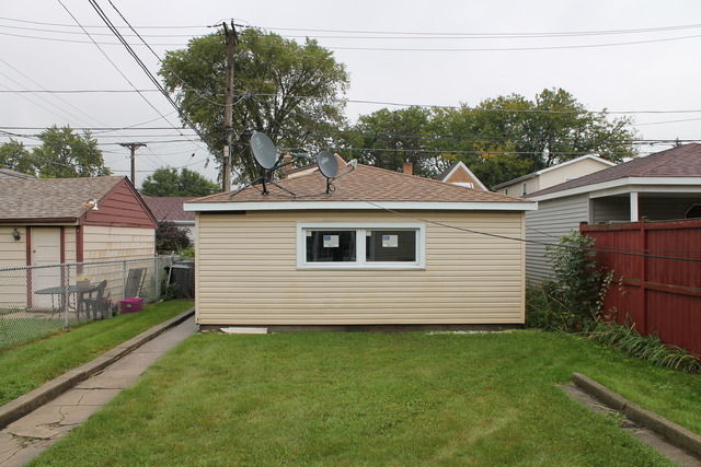 7919 S Whipple St, Chicago, IL 60652 photo 18