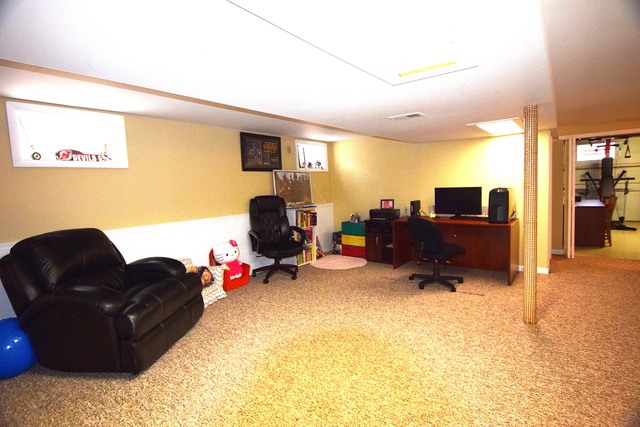 5206 S Newland Ave, Chicago, IL 60638 photo 14
