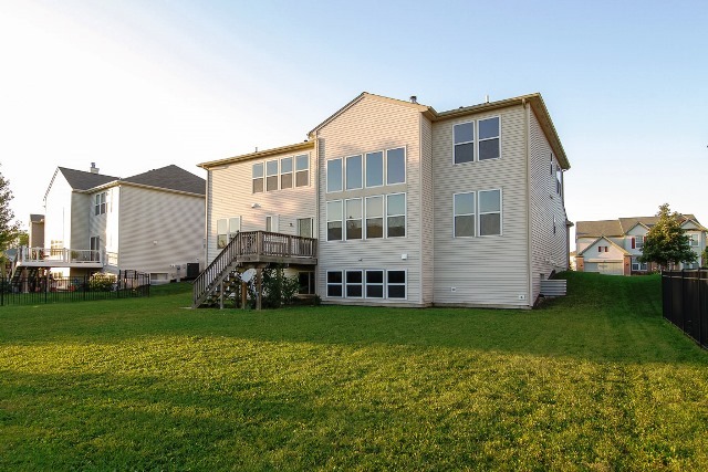 24905 Blue Iris Ct N, Plainfield, IL 60585 photo 2