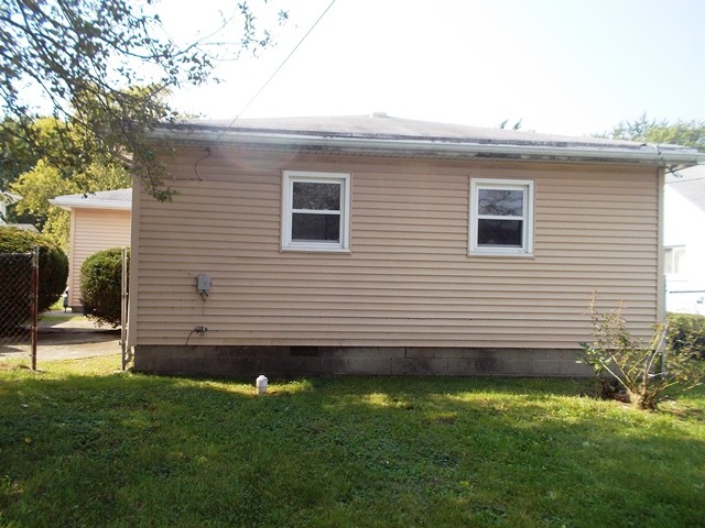 578 N Illinois Ave, Kankakee, IL 60901 photo 2