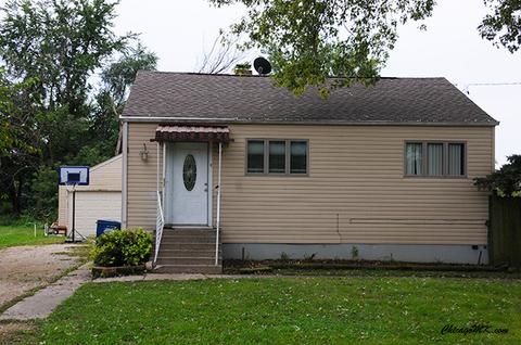 2021 W Devon Ave, Hanover Park, IL 60133 photo 1