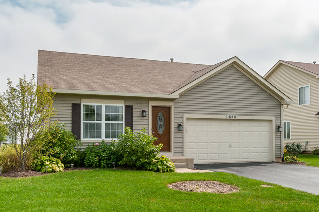 620 Kristen St, Plano, IL 60545 photo 1