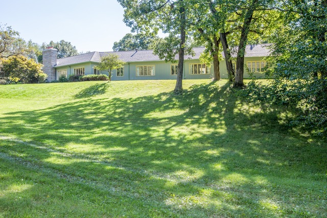 280 Donlea Rd, Barrington, IL 60010 photo 1
