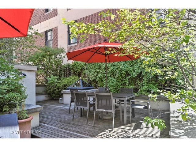 210 E Walton St #E, Chicago, IL 60611 photo 24