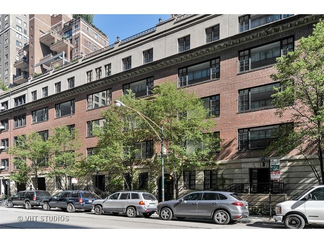 210 E Walton St #E, Chicago, IL 60611 photo 1