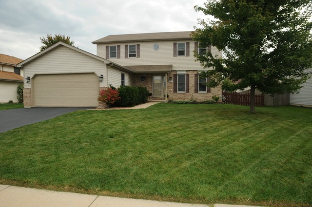 7000 Astoria Dr, Plainfield, IL 60586 photo 1