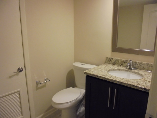 10 Silver Tree Cir, Cary, IL 60013 photo 11