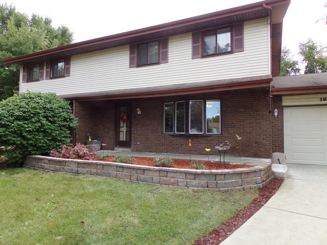 1611 Sheffield Ct, Elgin, IL 60123 photo 1