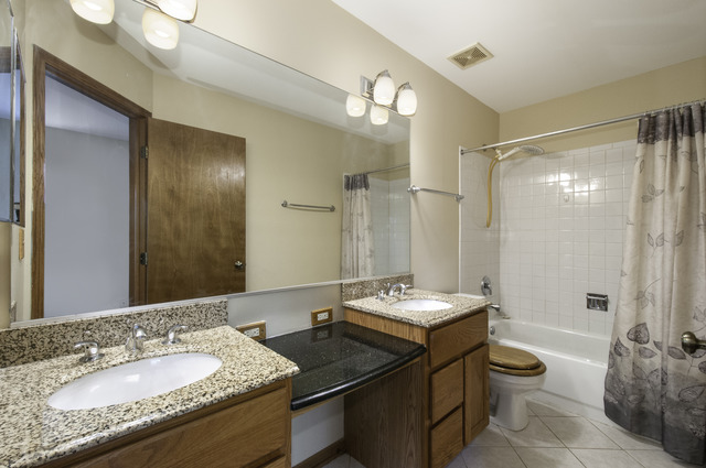 14006 Danbury Dr, Plainfield, IL 60544 photo 12