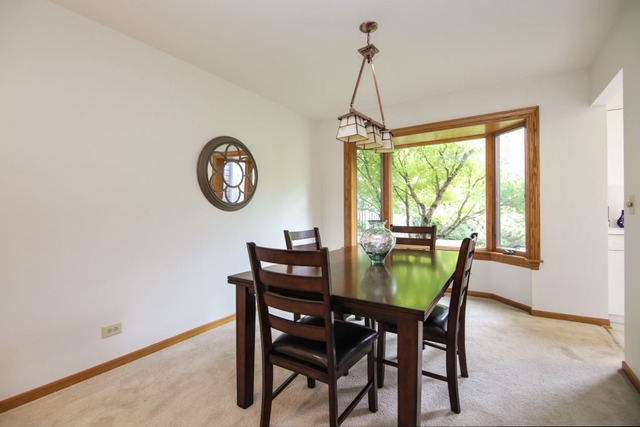 721 Garth Rd, Wheeling, IL 60090 photo 5