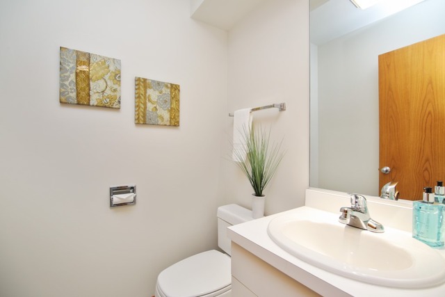 721 Garth Rd, Wheeling, IL 60090 photo 10