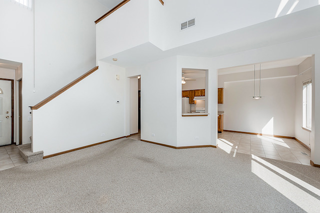 1563 Spaulding Rd, Bartlett, IL 60103 photo 3