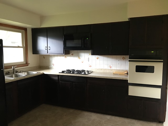 205 N Kent Rd, Mchenry, IL 60051 photo 3