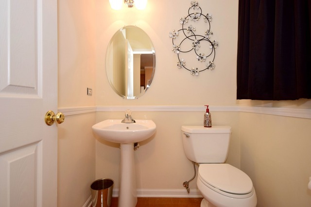 2397 Reflections Dr, Aurora, IL 60502 photo 8