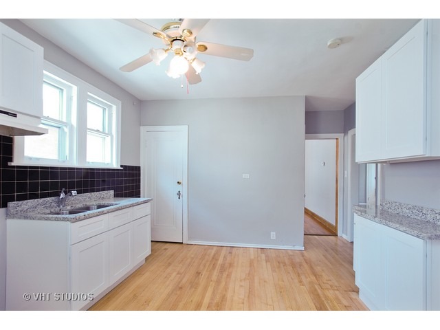 3130 N Menard Ave, Chicago, IL 60634 photo 5