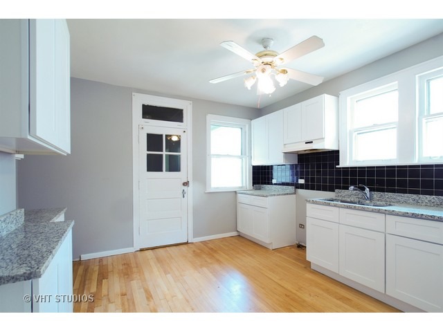 3130 N Menard Ave, Chicago, IL 60634 photo 4