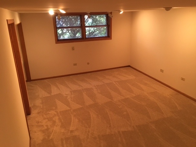 94 Windsor Dr, Des Plaines, IL 60018 photo 24