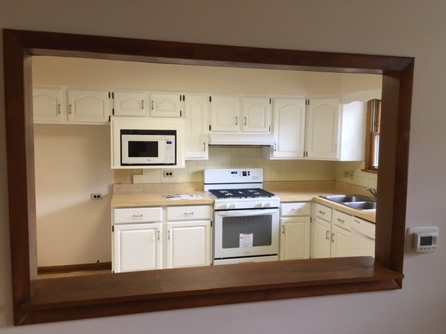 94 Windsor Dr, Des Plaines, IL 60018 photo 5