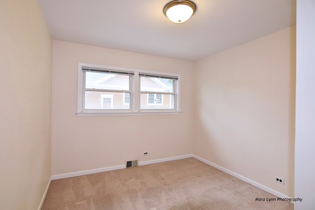 810 Childs St, Wheaton, IL 60187 photo 8