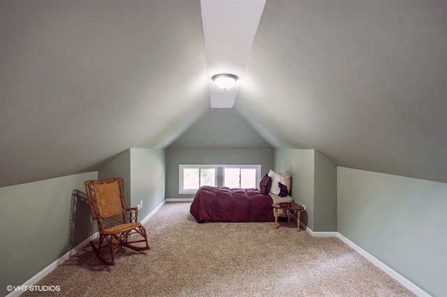 6548 N Campbell Ave, Chicago, IL 60645 photo 8