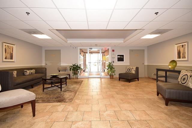 555 S River Rd #603, Des Plaines, IL 60016 photo 21