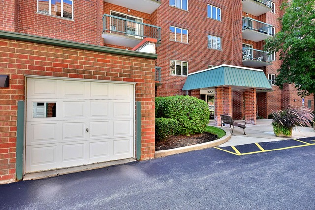555 S River Rd #603, Des Plaines, IL 60016 photo 24