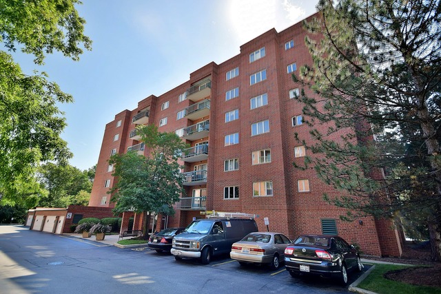 555 S River Rd #603, Des Plaines, IL 60016 photo 22
