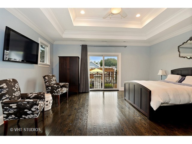 3331 N Leavitt St, Chicago, IL 60618 photo 11