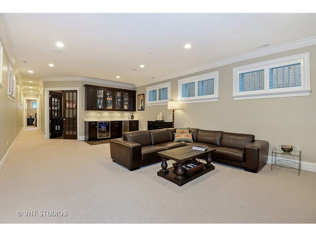 3331 N Leavitt St, Chicago, IL 60618 photo 25