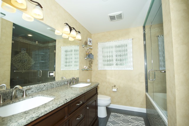 660 Baxter Ln, Hoffman Estates, IL 60169 photo 13