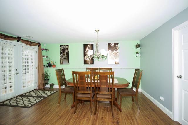 660 Baxter Ln, Hoffman Estates, IL 60169 photo 6