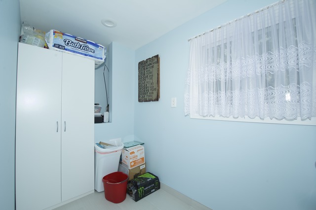 660 Baxter Ln, Hoffman Estates, IL 60169 photo 9