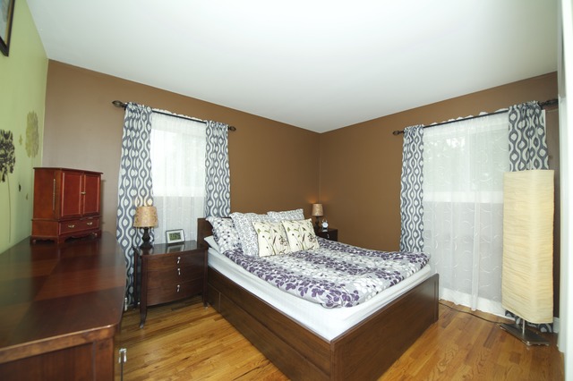 660 Baxter Ln, Hoffman Estates, IL 60169 photo 10