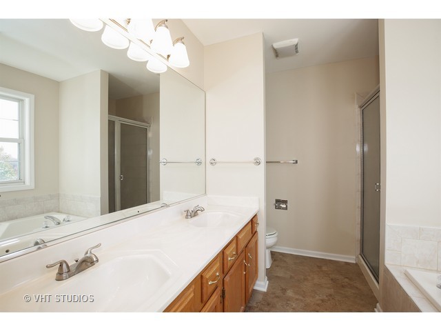 330 Brittany Trl, Elgin, IL 60120 photo 13
