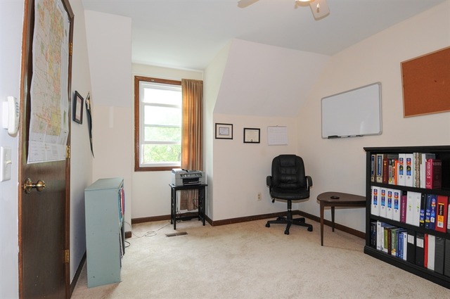 1130 Grenada Dr, Aurora, IL 60506 photo 7