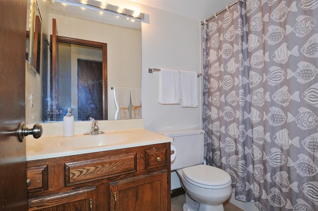 1130 Grenada Dr, Aurora, IL 60506 photo 6