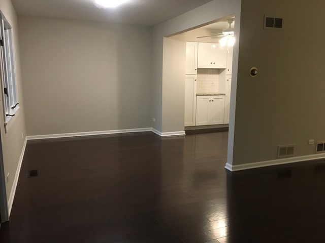 122 New Castle Ct, Rolling Meadows, IL 60008 photo 8