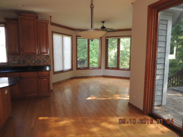 754 Fox Run Dr, Geneva, IL 60134 photo 8
