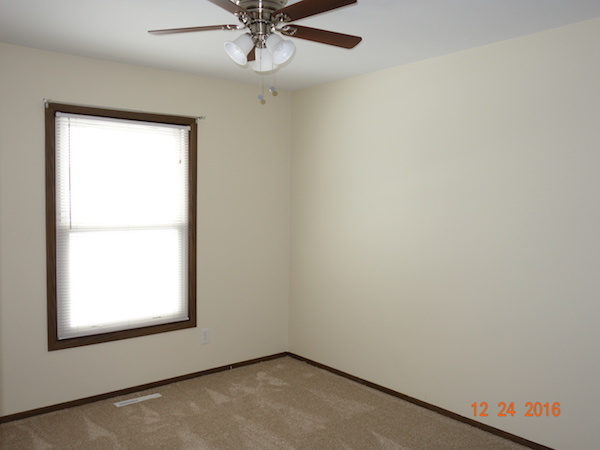 2409 W Fairview Ln, Mchenry, IL 60051 photo 14